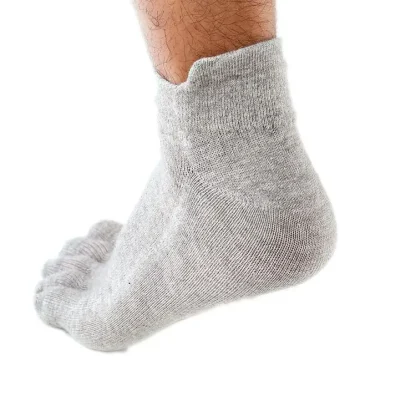 Solid Color Five Finger Toe Socks - Image 4