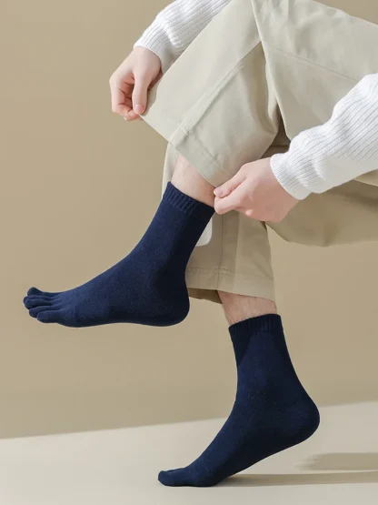 Solid Color Toe Socks with Cozy Fabric - Image 4