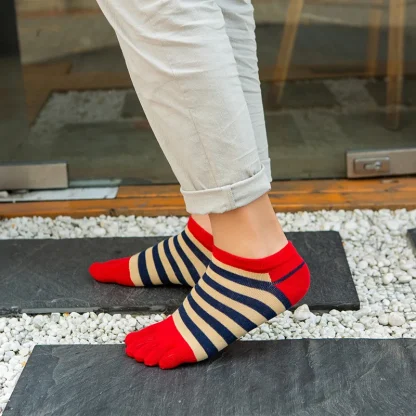 Ankle Toe Socks with Colorful Striped - Image 3
