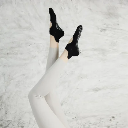 Five Toed Yoga Socks with Cutout Design - Image 4