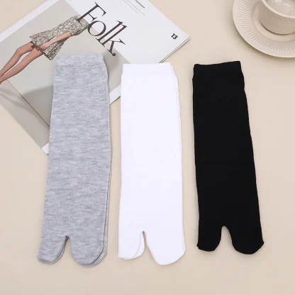 3 Pairs Split Solid Toe Socks - Image 11