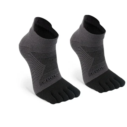 Breathable Sports Socks with Quick Drying Effect - Image 3