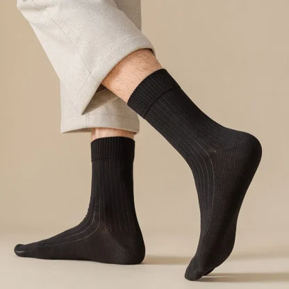 Split Toe Socks with Solid Color Design - Image 5