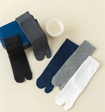 Casual Solid Color Socks with Split Design - Image 11