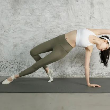 Five Toed Yoga Socks with Cutout Design - Image 3