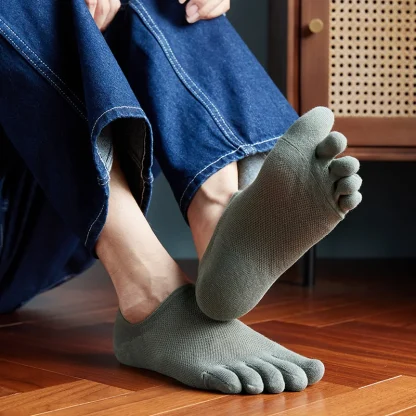 Breathable No Show Socks with Plain Color