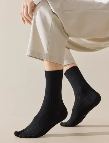 Casual Solid Color Socks with Split Design - Image 8