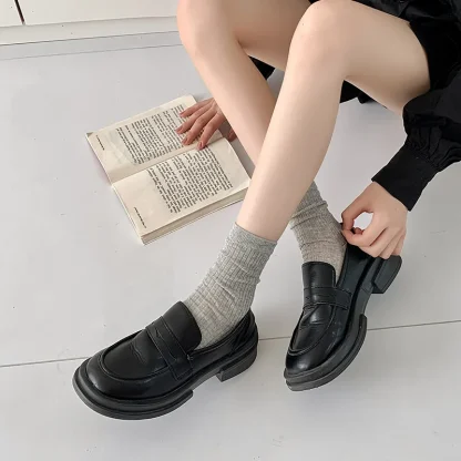 Light Solid Color Socks with Breathable Fabric - Image 5