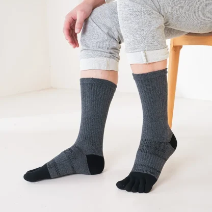 Long Compression Sweat-Absorbing Socks - Image 2