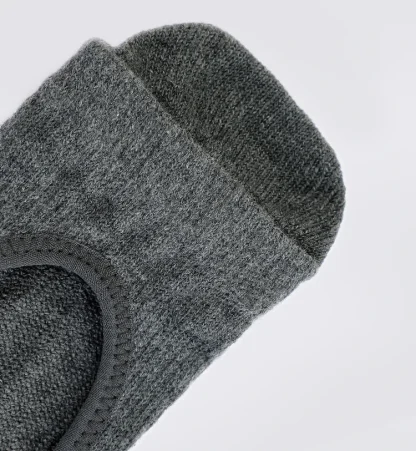 Five Toed Yoga Socks with Cutout Design - Image 7