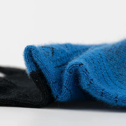 Breathable Sports Socks with Quick Drying Effect - Image 9