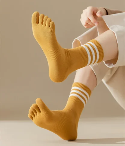 Striped Trim Crew Comfy Toe Socks - Image 3