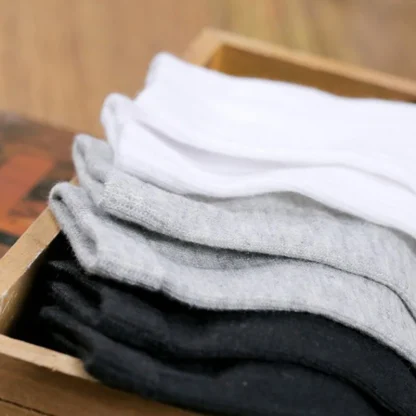Comfy Split Toe Socks with Solid Color - Image 9