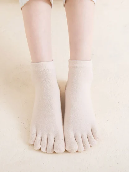 Moisture-wicking Solid Color Toe Socks - Image 5