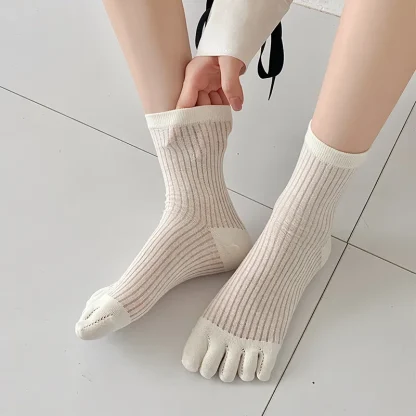 Light Solid Color Socks with Breathable Fabric - Image 2