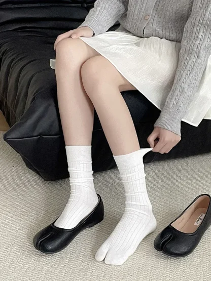 Comfortable Plain Socks with Two-toed Design - Image 3