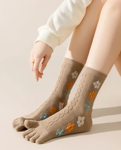 Women's Fingersocks with Floral Design - Image 7